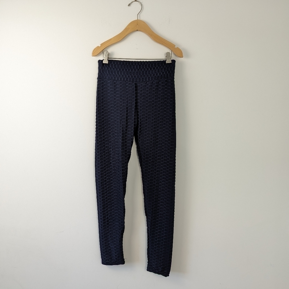 Women's TikTok Famous Navy Ruched Joggers. Size not specified, fits S,M,L